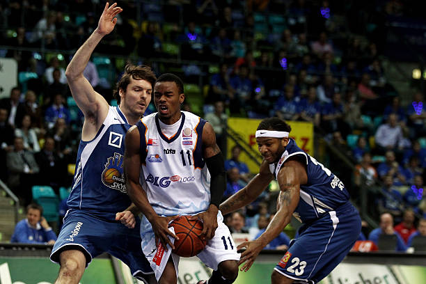 同样不乏逆 同样不乏逆