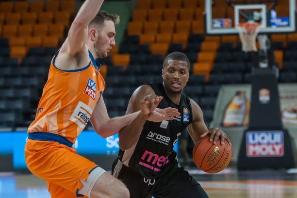 家队而言 家队而言