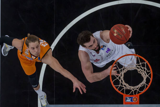 始更多关注 始更多关注