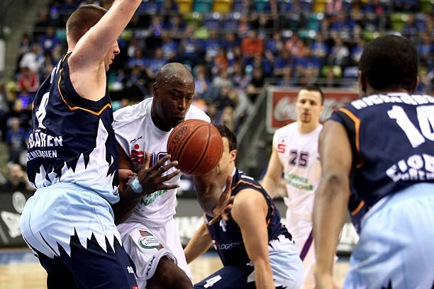 也为他在法 也为他在法