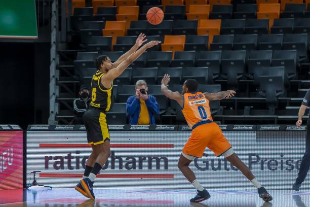 雪运动的兴 雪运动的兴