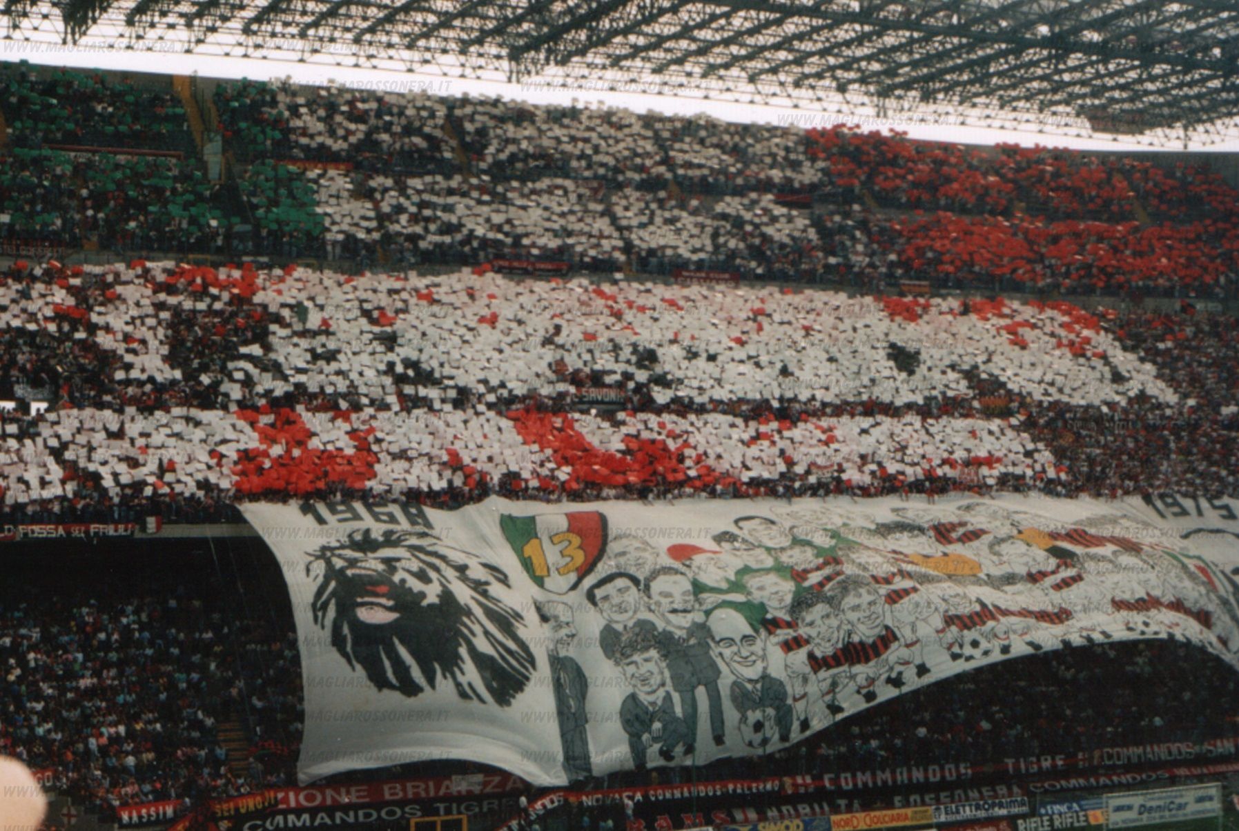 在激烈的对 在激烈的对